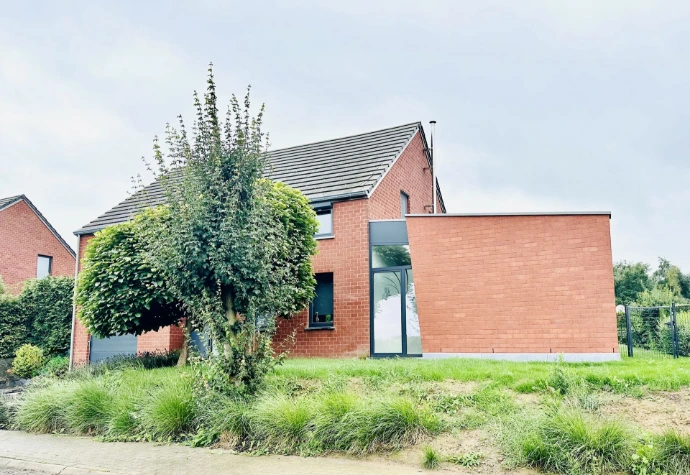 Annexe en briques entièrement réalisée à Waremme